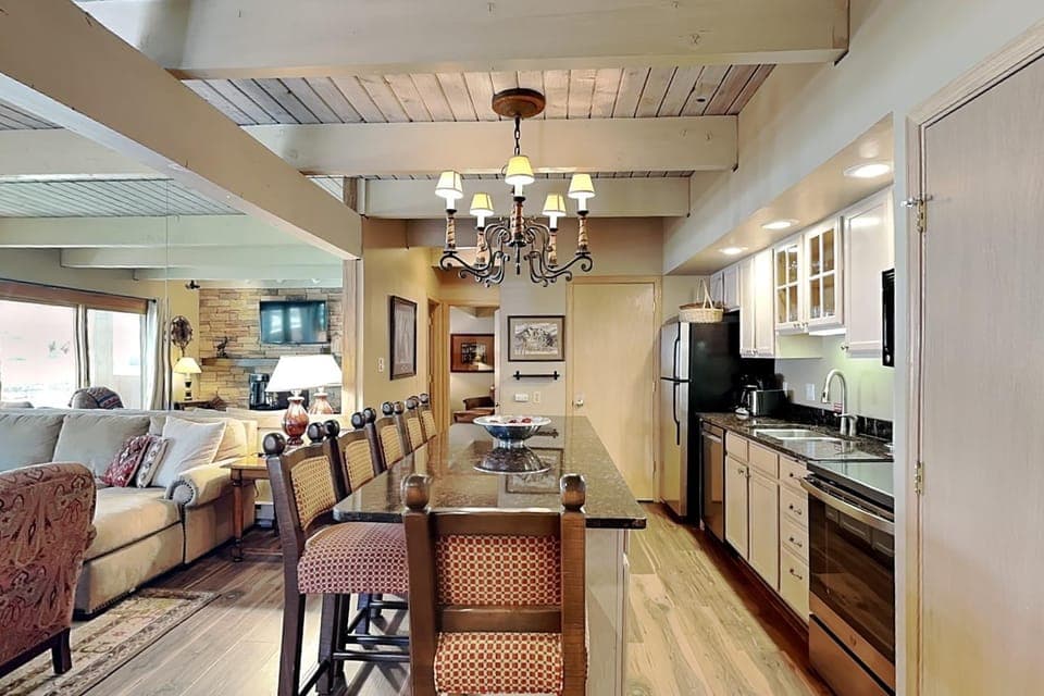 Timberline Condominiums 2 Bedroom Deluxe Unit B2H House in Snowmass Village