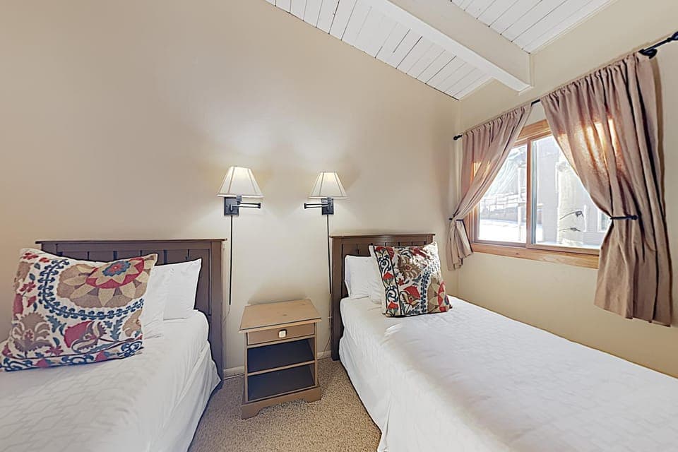Bedroom, Bedroom