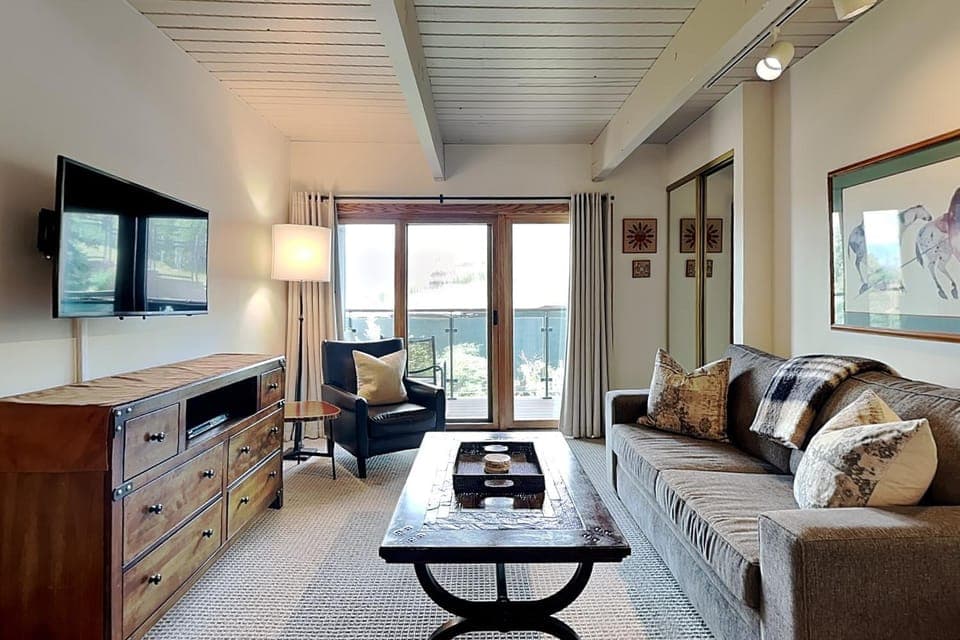 Timberline Condominiums Studio Deluxe Unit 214 House in Snowmass Village