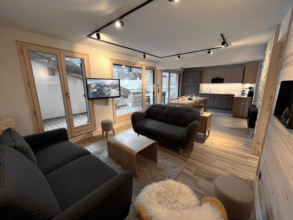 TV and multimedia, Kitchen or kitchenette, Living room