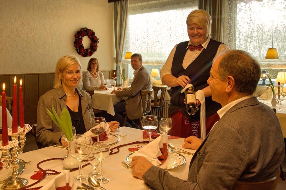 Restaurant/places to eat