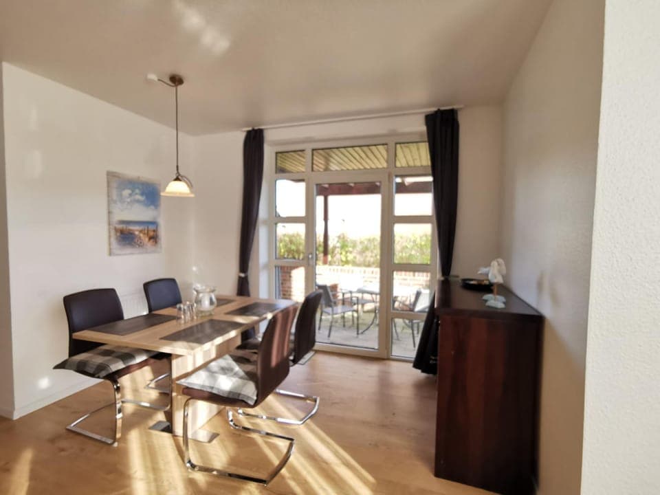 Property building, Dining area