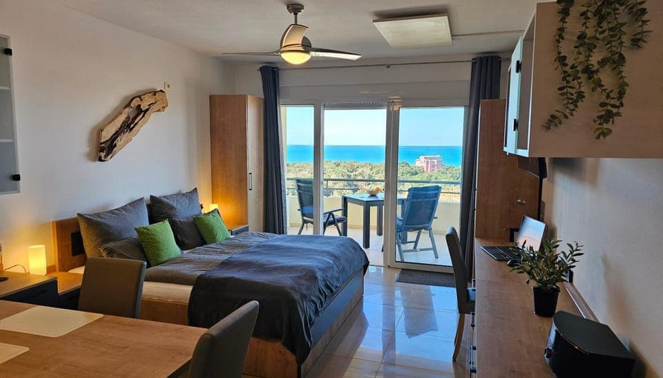 View (from property/room), Photo of the whole room