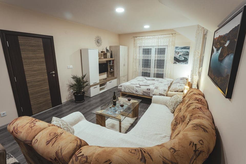 Living room, Photo of the whole room, Seating area