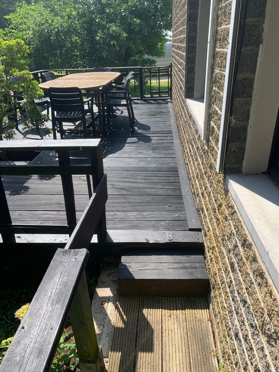 Property building, Patio, Day, Garden, View (from property/room), Balcony/Terrace, Dining area