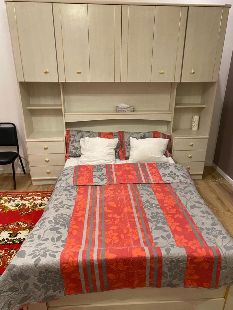 Bed, Photo of the whole room