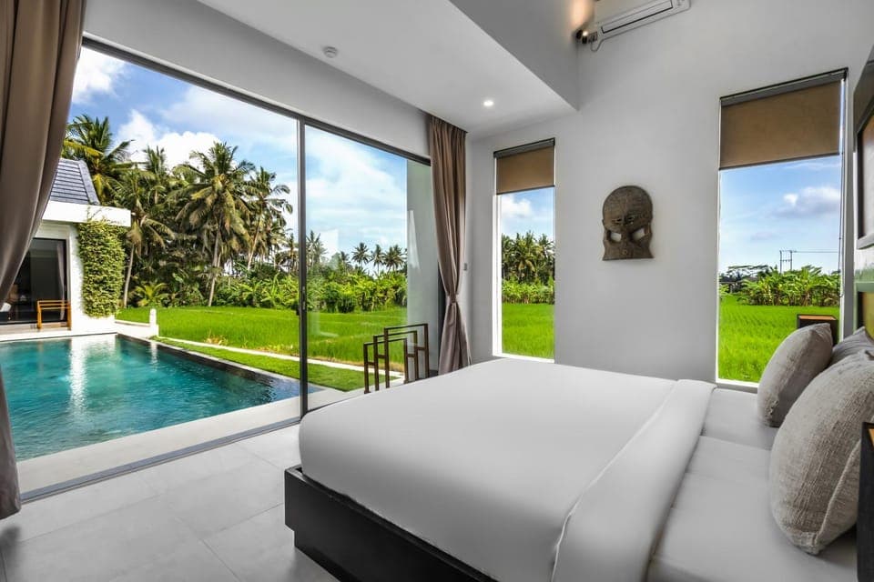 Bed, View (from property/room), Bedroom, air conditioner