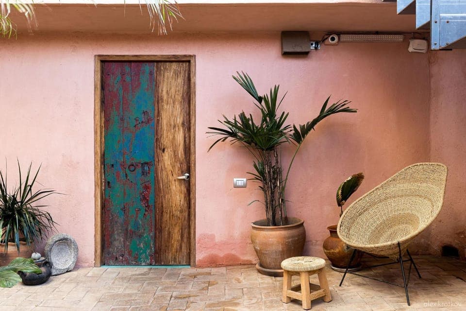 Patio, Patio, Day, Living room, Seating area, Inner courtyard view