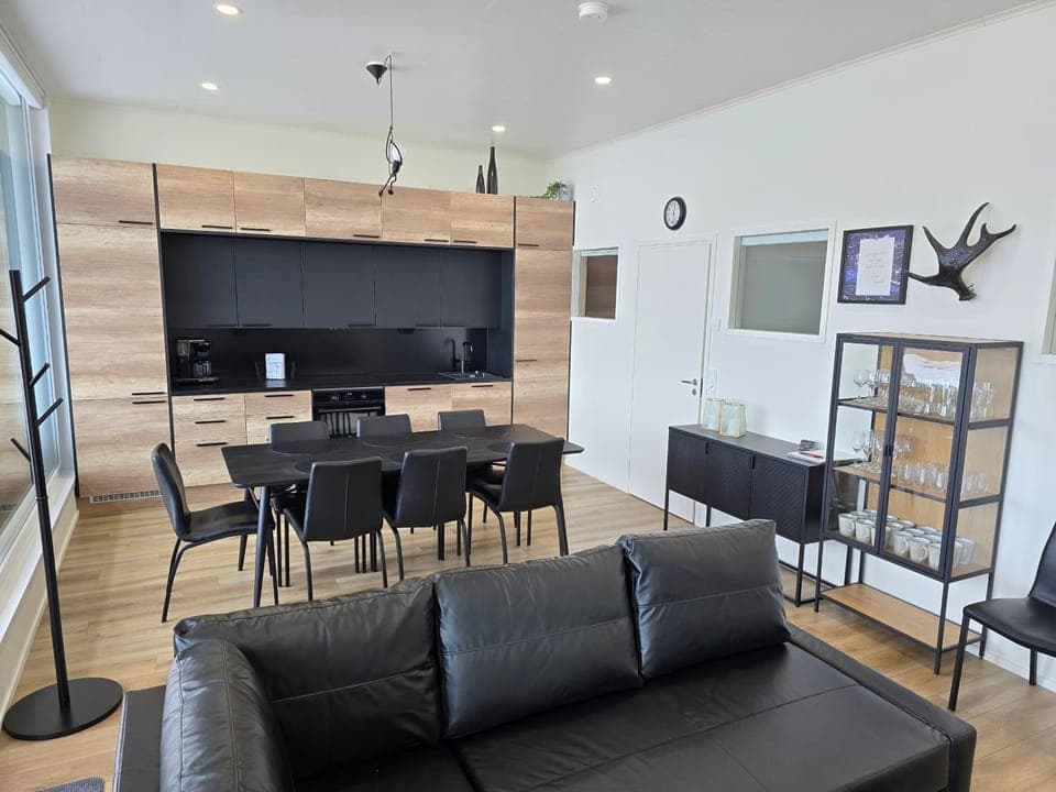 TV and multimedia, Living room, Dining area, kitchen, kitchen