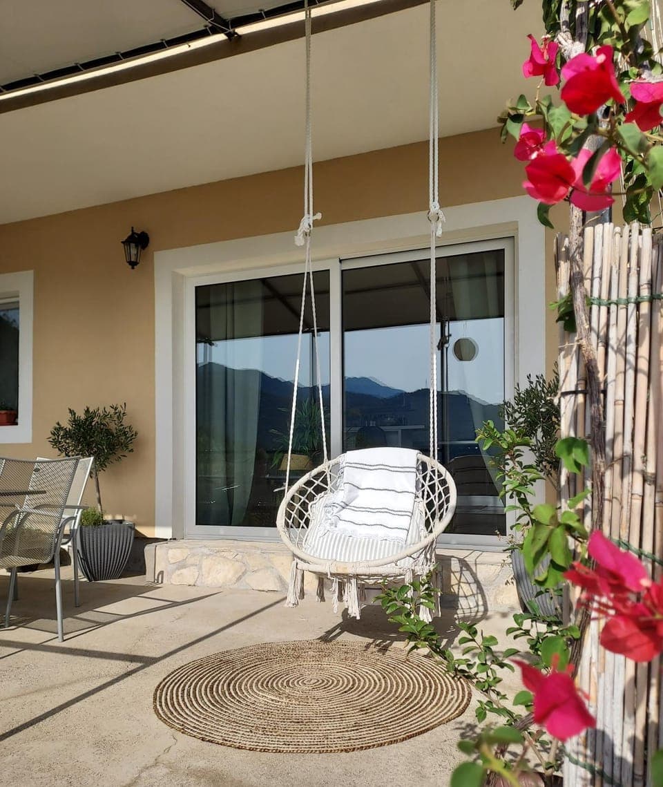 View (from property/room), Balcony/Terrace