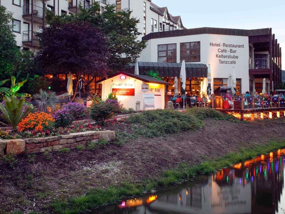 Restaurant/places to eat