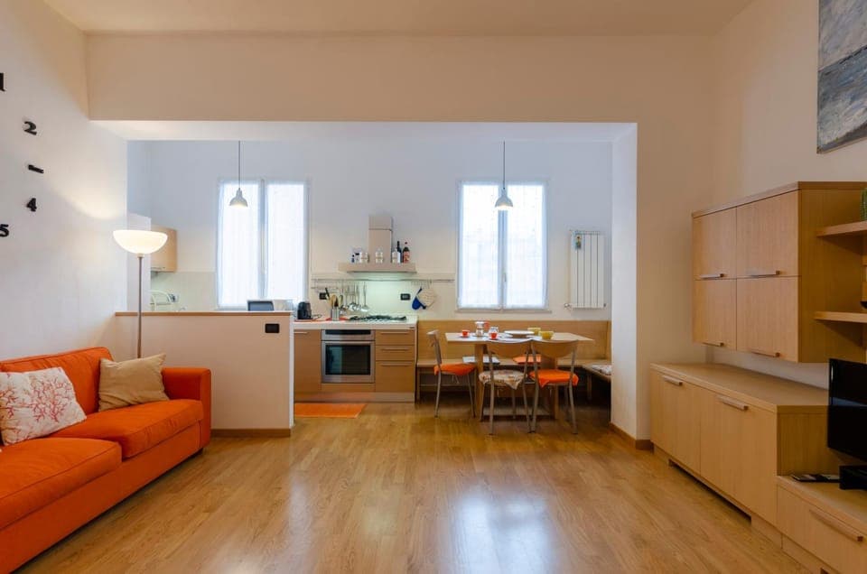 Kitchen or kitchenette, Living room, Dining area