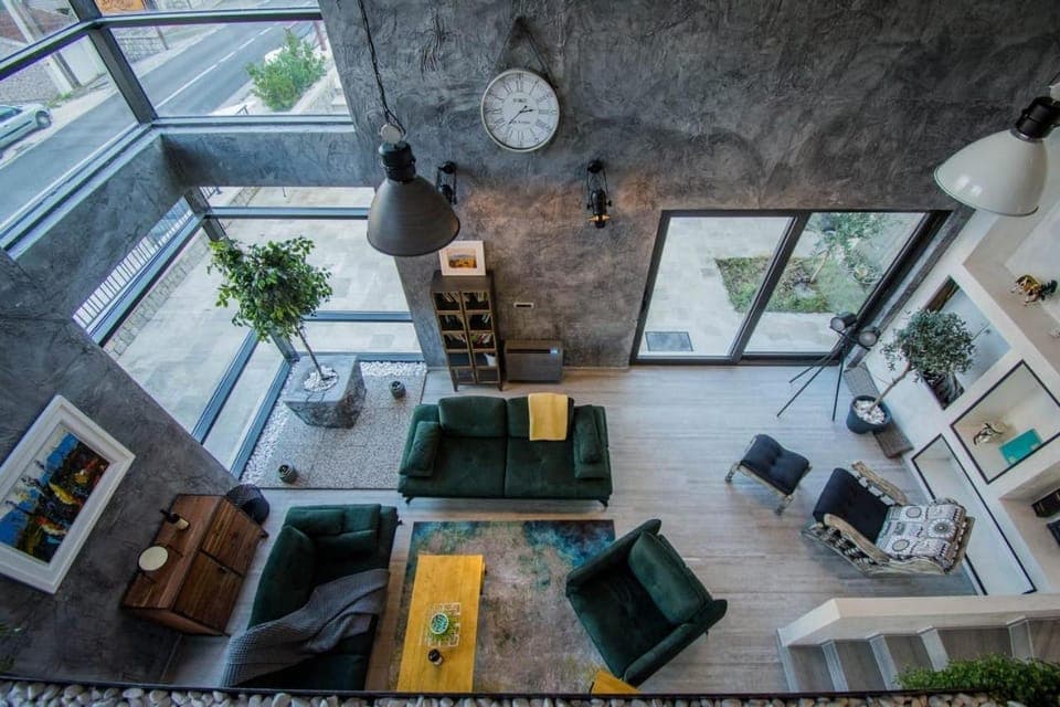 Living room, Seating area