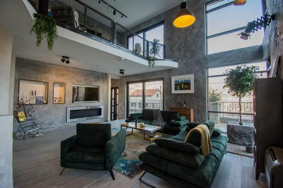 Living room, Seating area