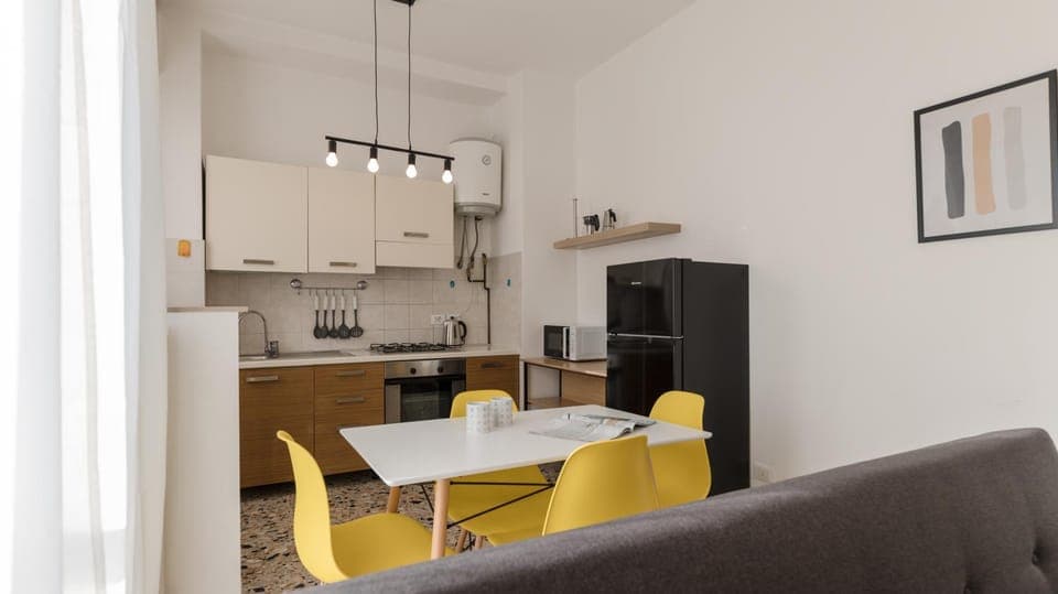 Kitchen or kitchenette, Living room