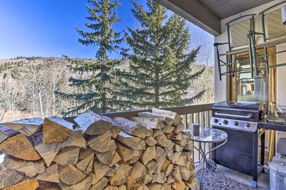 Ski-In/Ski-Out Beaver Creek Condo w/ Mtn Views! House in Beaver Creek