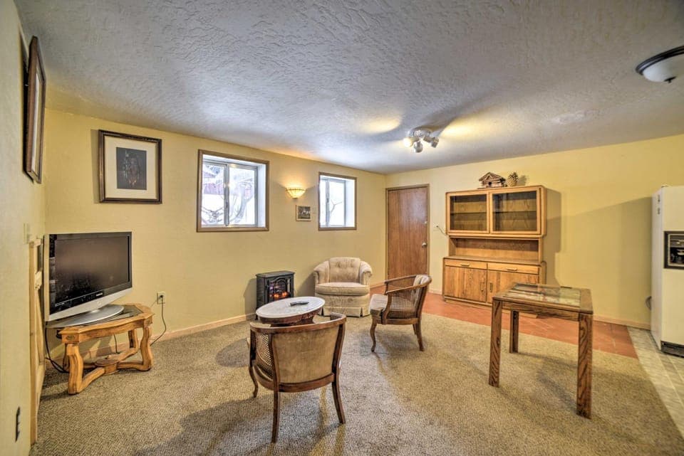 Cozy Durango Apt w/ Mtn View ~ 6 Mi to Downtown! Apartment in La Plata County