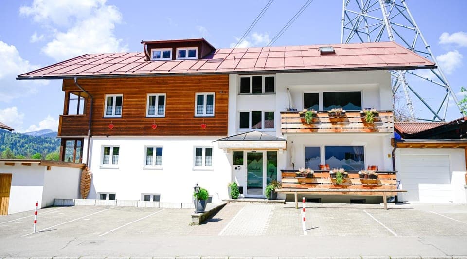 Property building, Facade/entrance