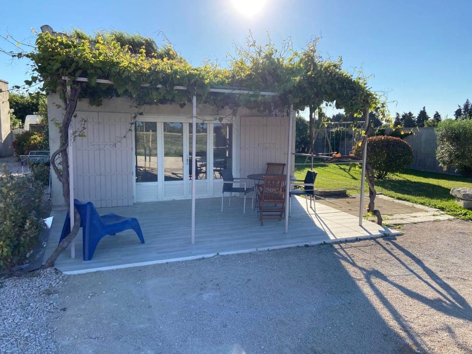 Patio, Facade/entrance, BBQ facilities, Children play ground, Garden