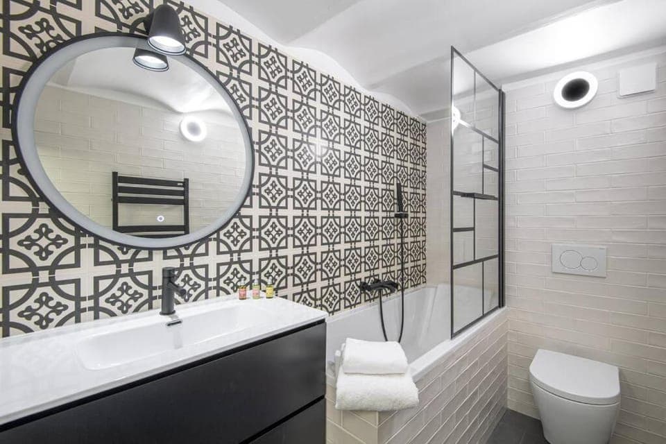 Toilet, Bathroom, Bath, towels