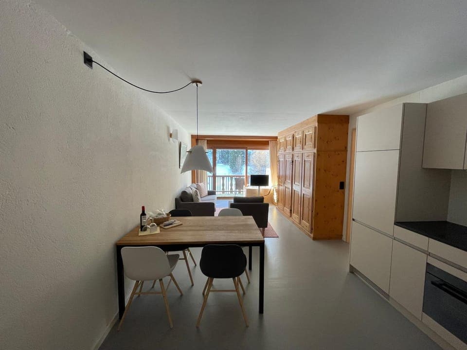 Living room, Dining area