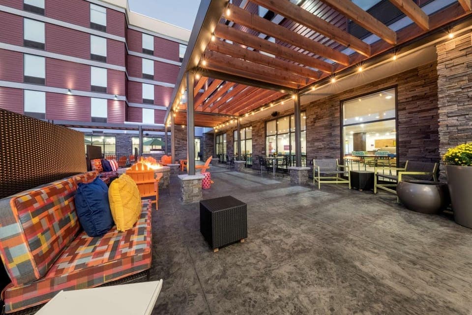 Inner courtyard view