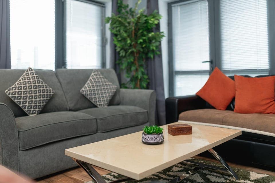 Living room, Seating area