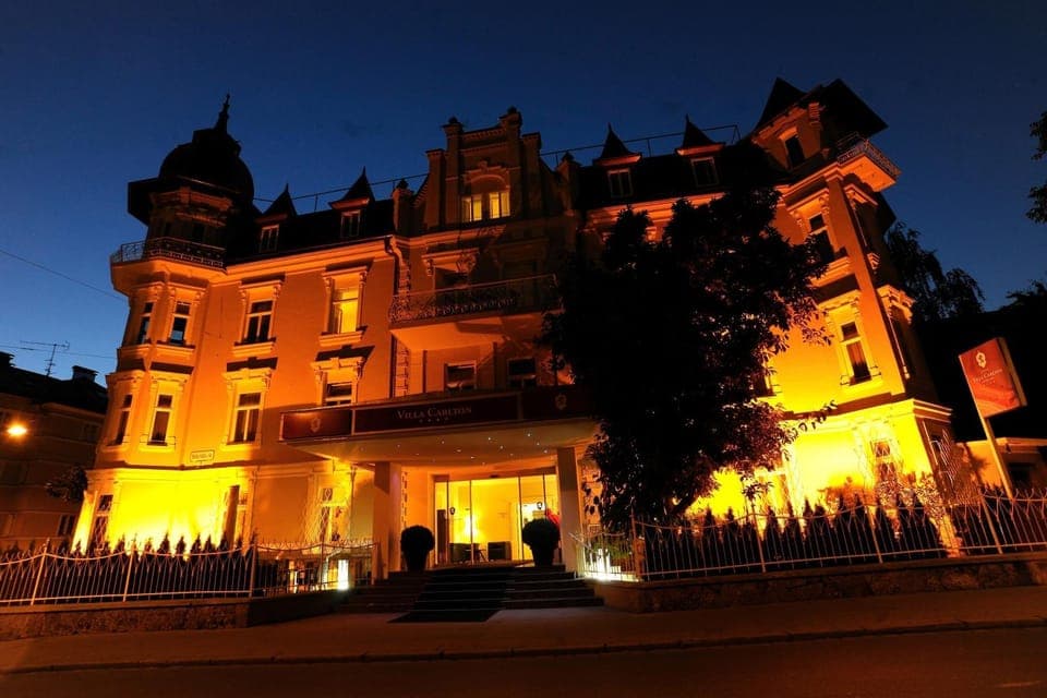 Property building, Night