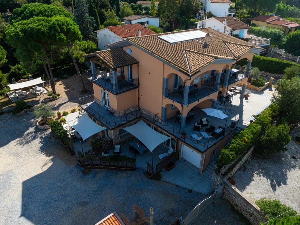 Bird's eye view, View (from property/room)