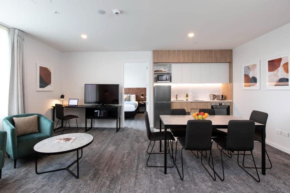 Living room, Dining area