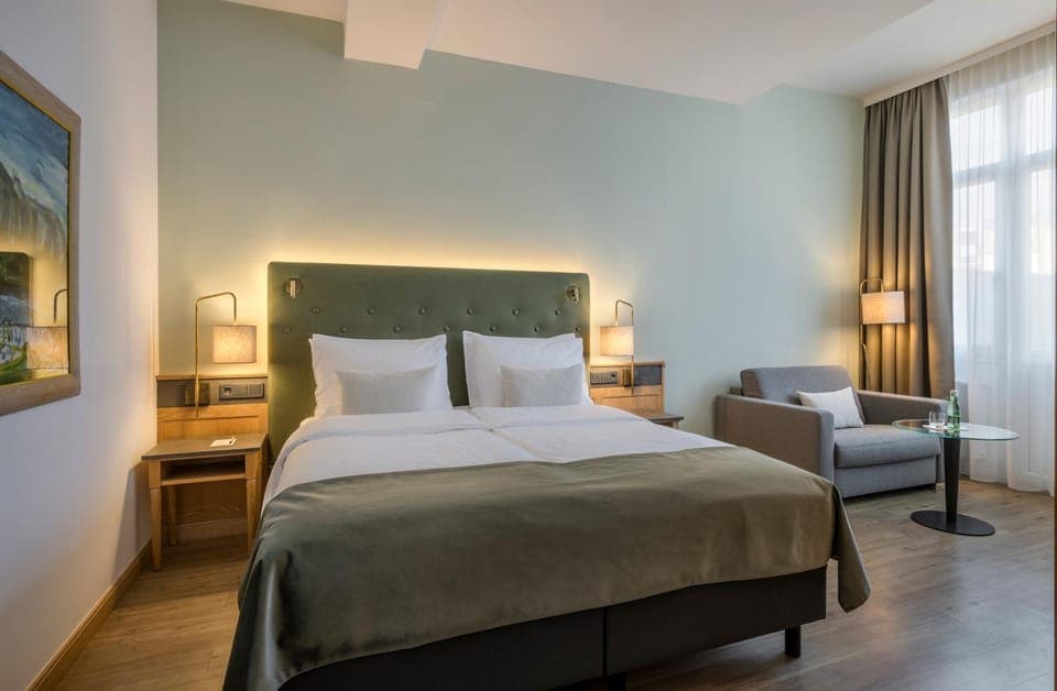 Seating area, Bedroom