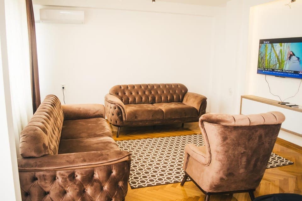 Living room, Seating area