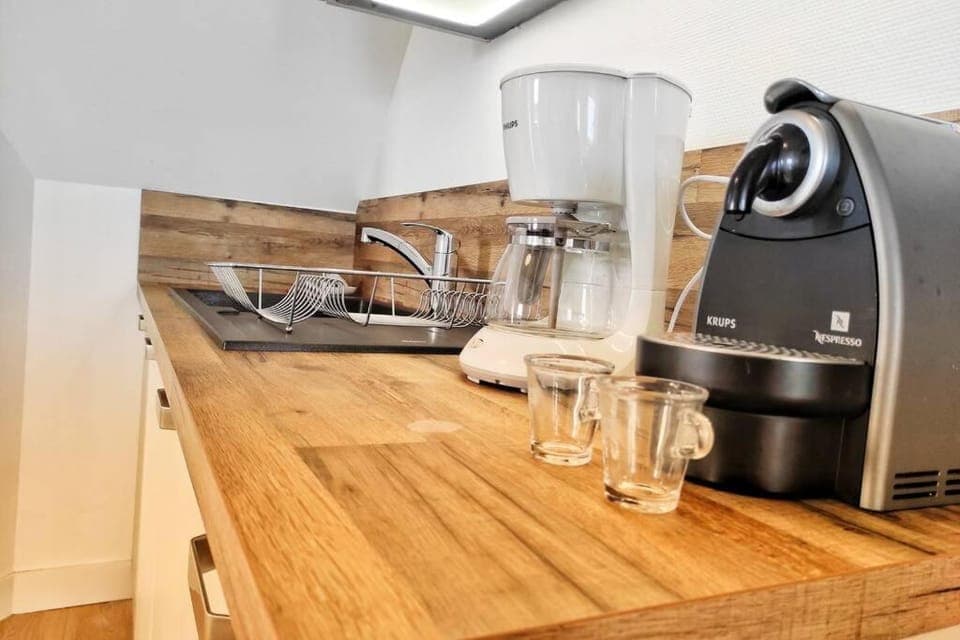 Coffee/tea facilities, Kitchen or kitchenette