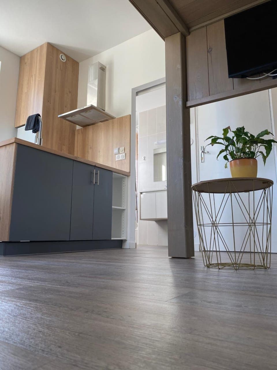 Kitchen or kitchenette