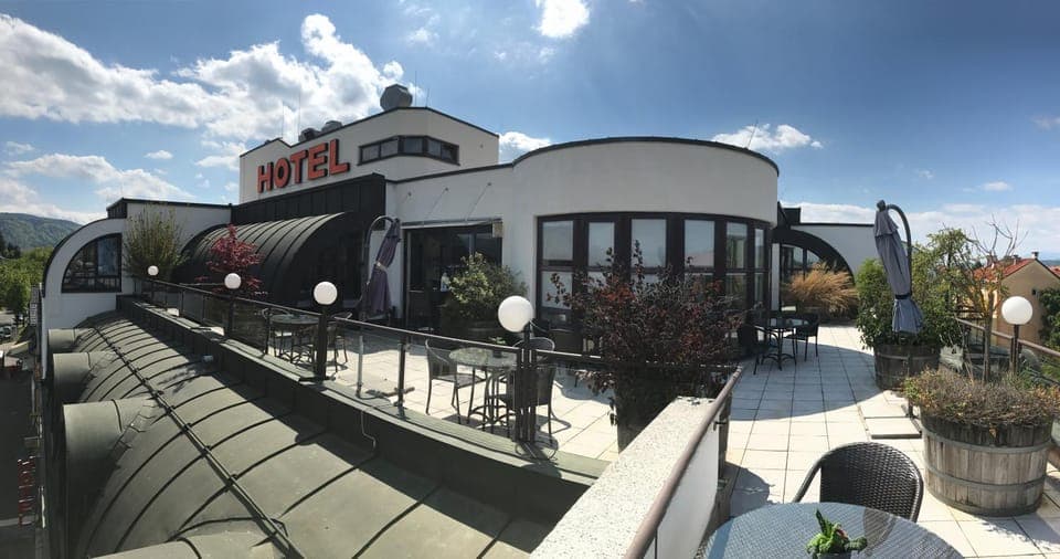 Property building, Balcony/Terrace