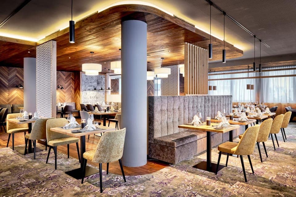 Restaurant/places to eat