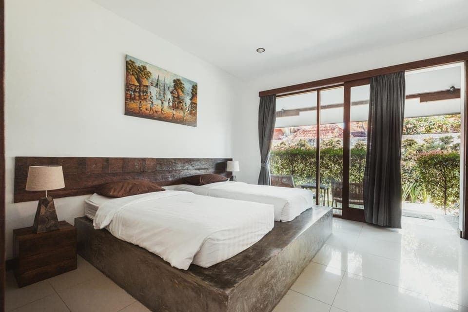 Bed, Photo of the whole room