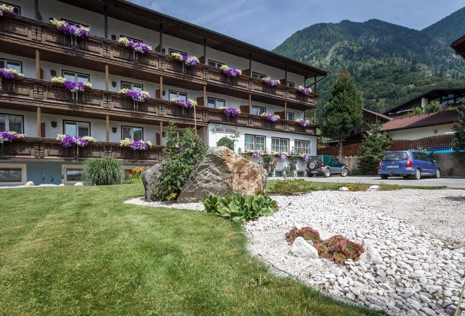 Property building, Facade/entrance, Spring, Day, Natural landscape, Garden, Garden view, Mountain view