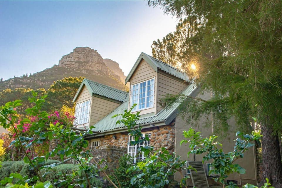 Property building, Garden, Mountain view