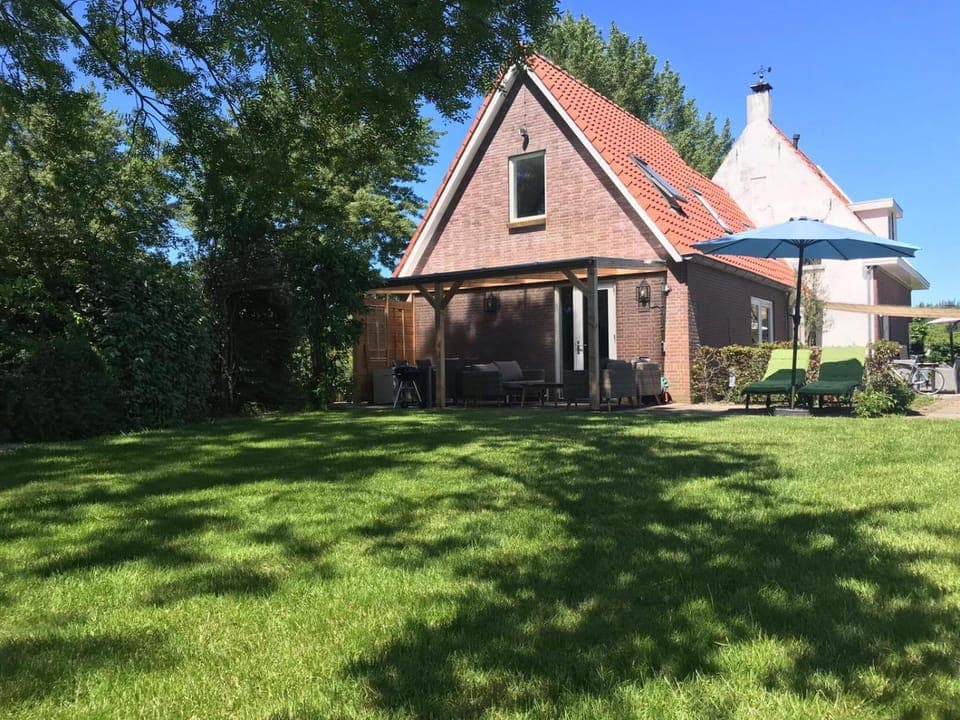 Property building, Garden