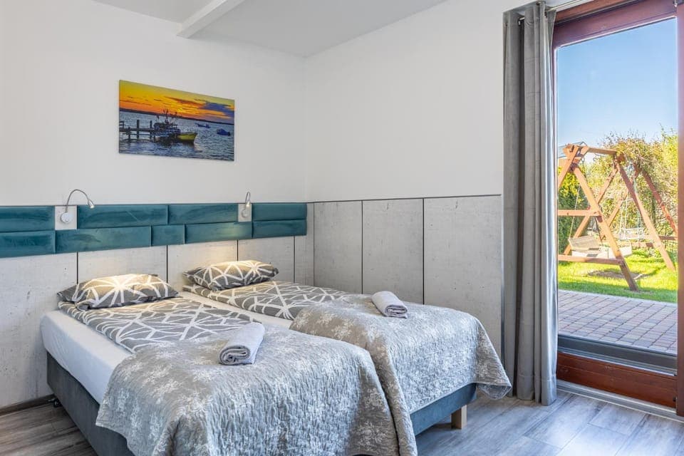 Spring, Bed, View (from property/room), Other, Photo of the whole room, Seating area, Bedroom, Garden view, Area and facilities, heating, internet, towels, acessibility