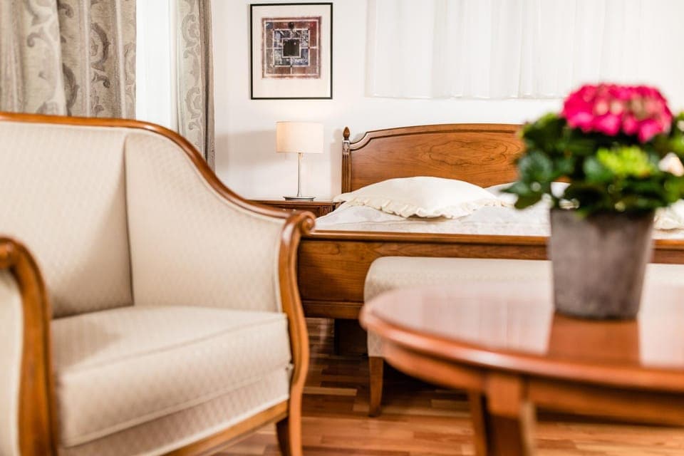 Living room, Bedroom