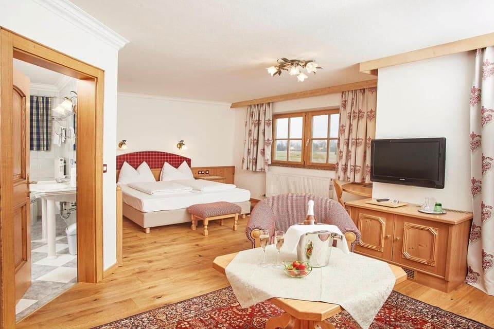 Photo of the whole room