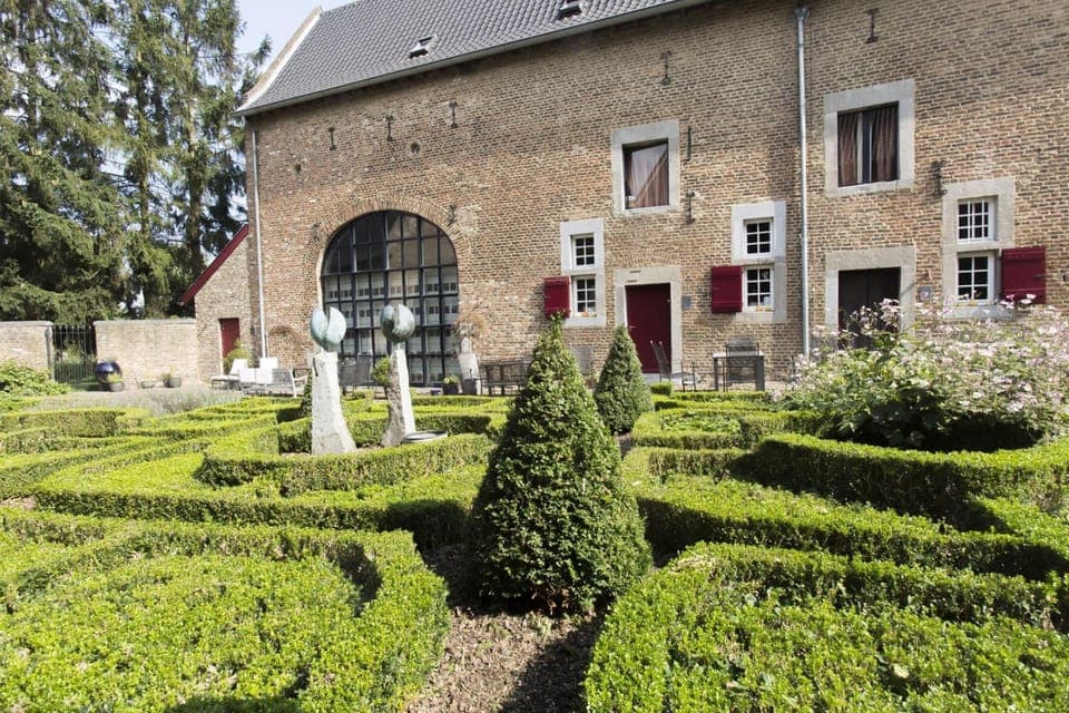 Property building, Garden