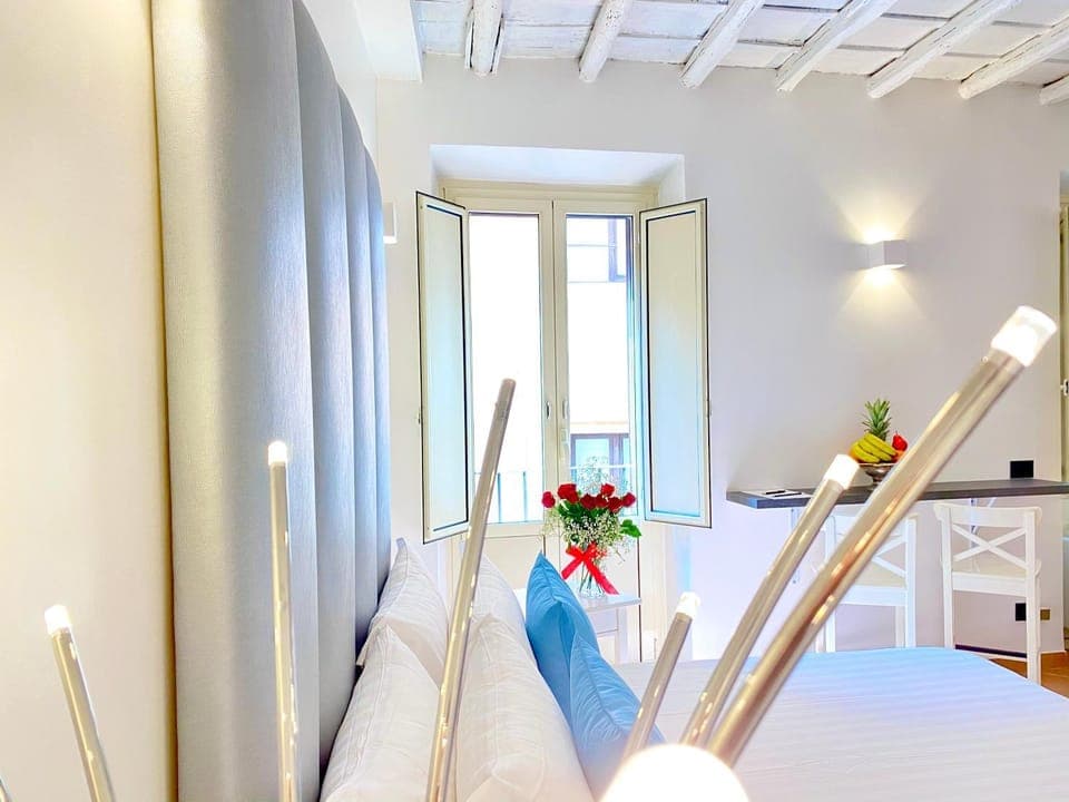 Living room, Quiet street view