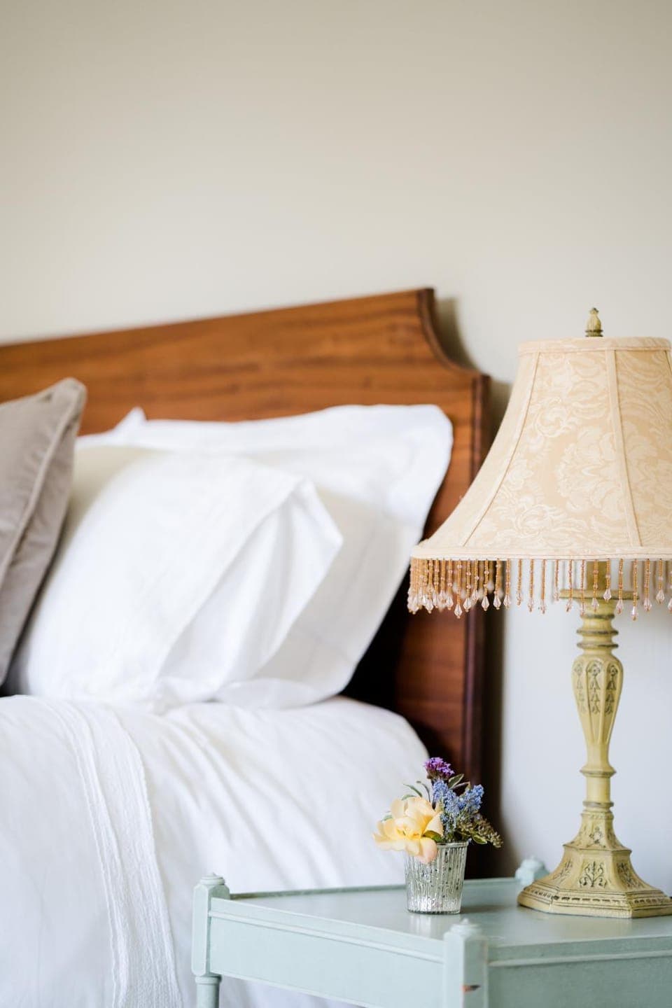 Bed, View (from property/room), Bedroom, Garden view