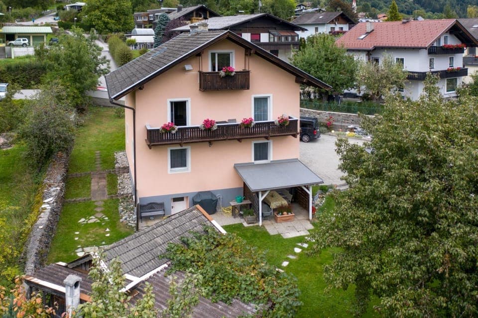 Property building, Bird's eye view