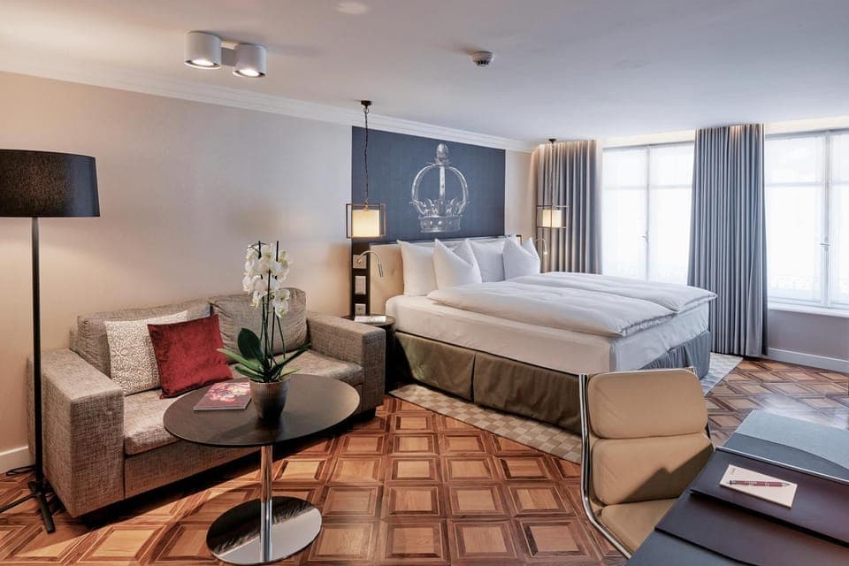 Bed, TV and multimedia, Photo of the whole room, Business facilities