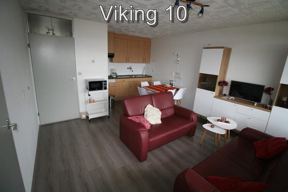Kitchen or kitchenette, Living room, Seating area
