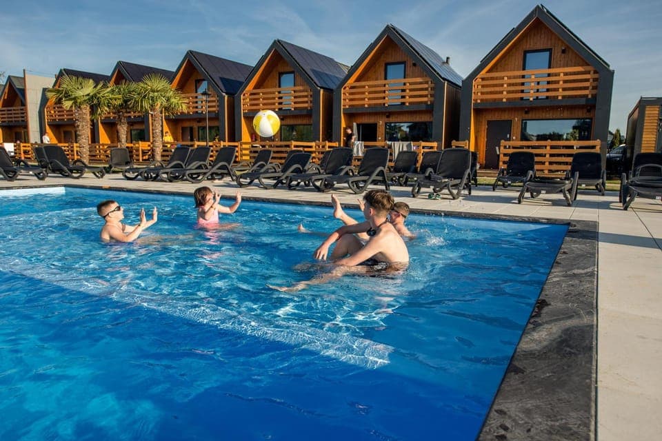 Day, Pool view, Swimming pool, children, group of guests, sunbed